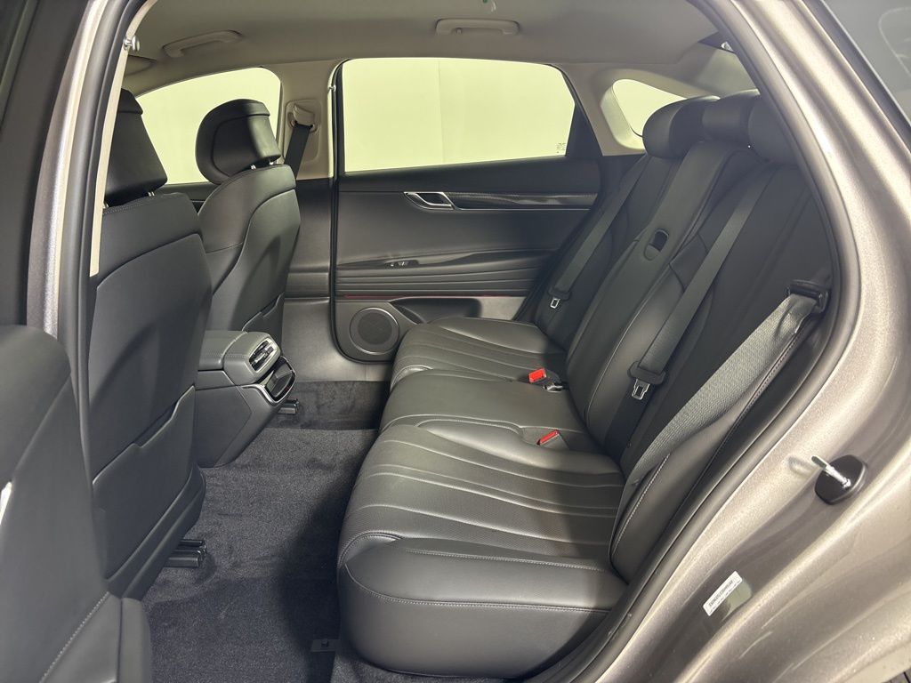 Thumbnail: 2026 Genesis G80 - 26