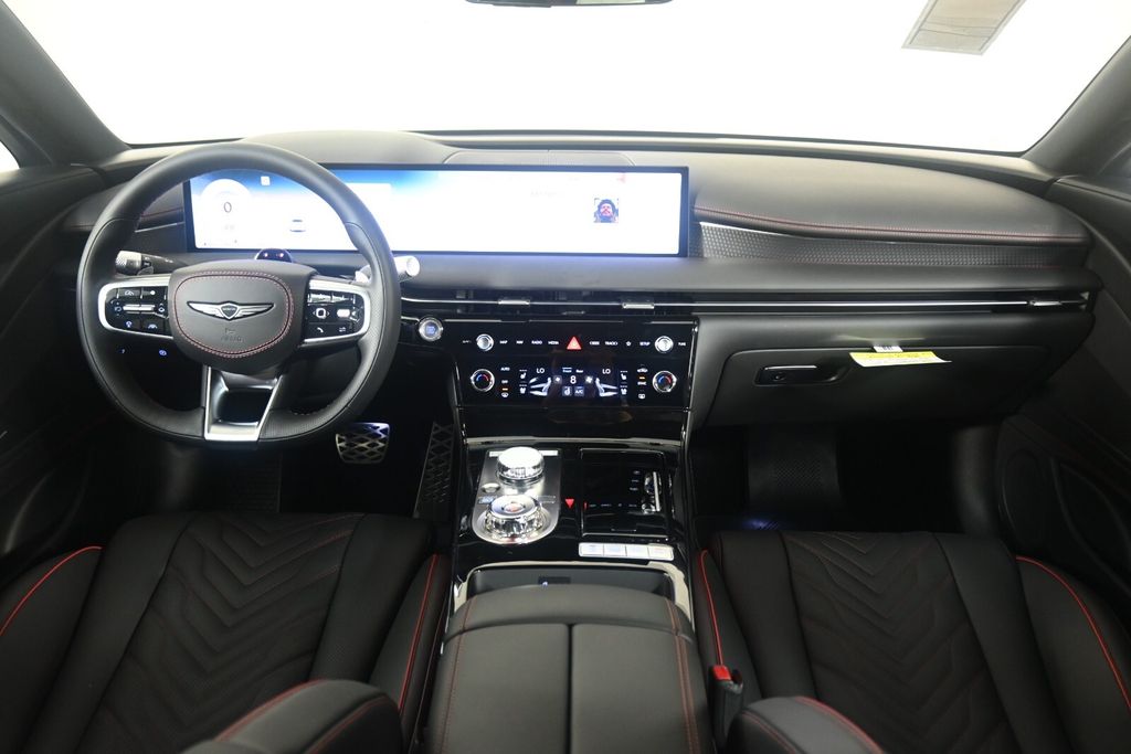 Thumbnail: 2025 Genesis G80 - 9