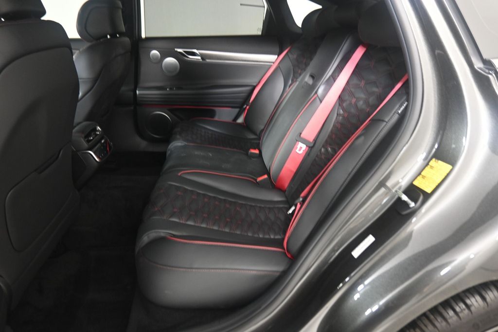 Thumbnail: 2025 Genesis G80 - 11