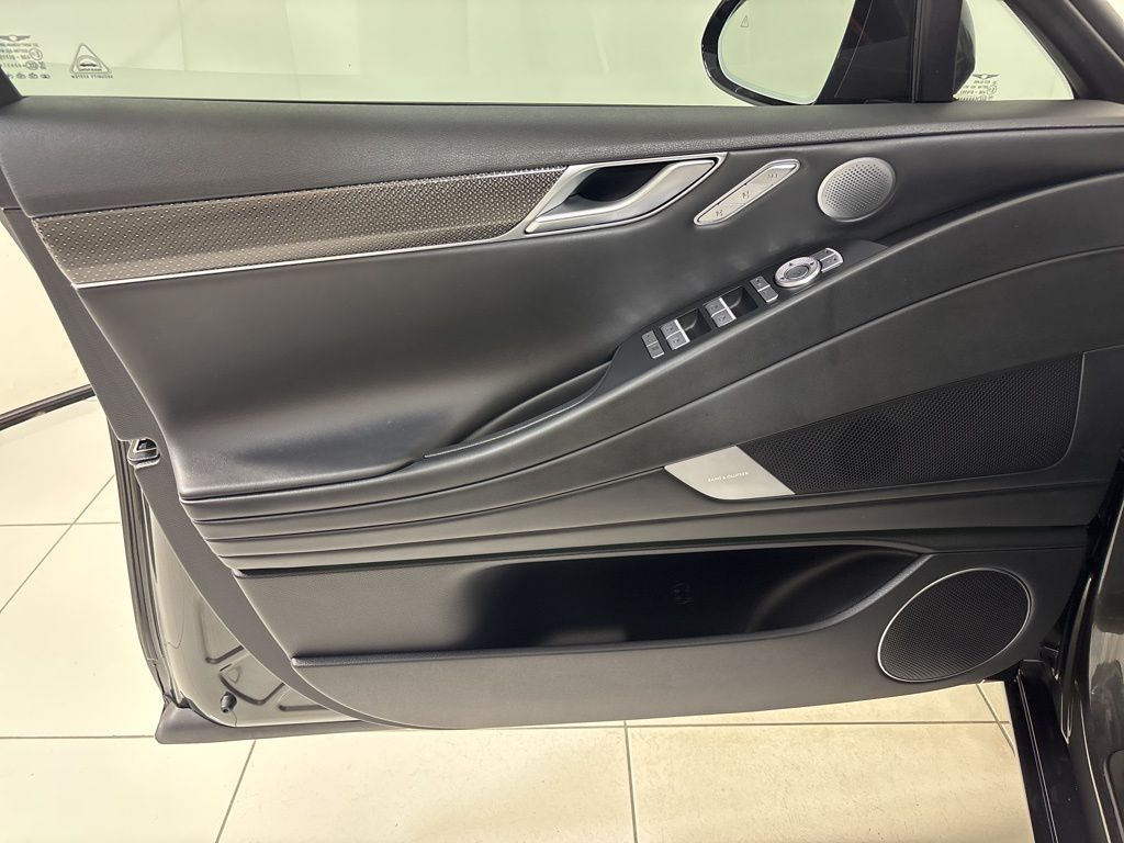 Thumbnail: 2025 Genesis G80 - 23