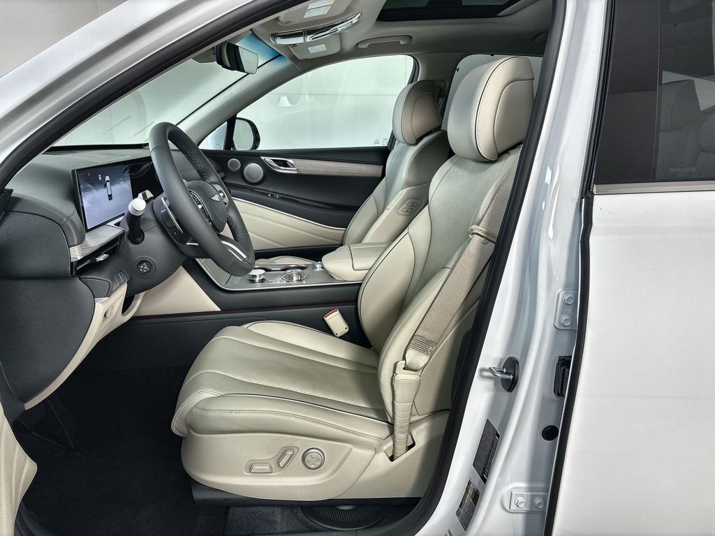 Thumbnail: 2026 Genesis GV80 - 9