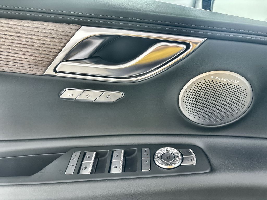 Thumbnail: 2026 Genesis GV80 - 23