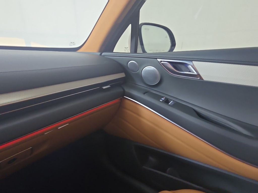 Thumbnail: 2026 Genesis GV80 - 28