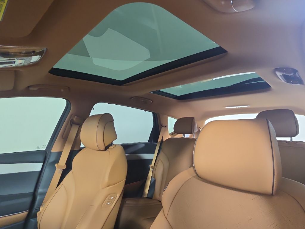 Thumbnail: 2026 Genesis GV80 - 29