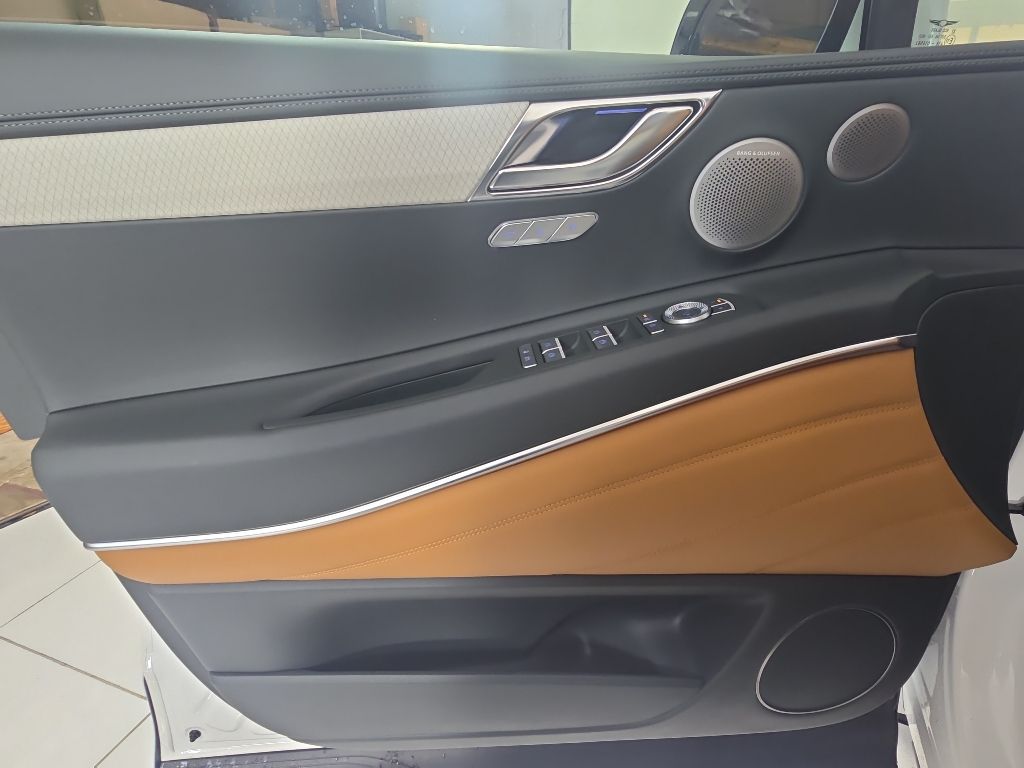 Thumbnail: 2026 Genesis GV80 - 22