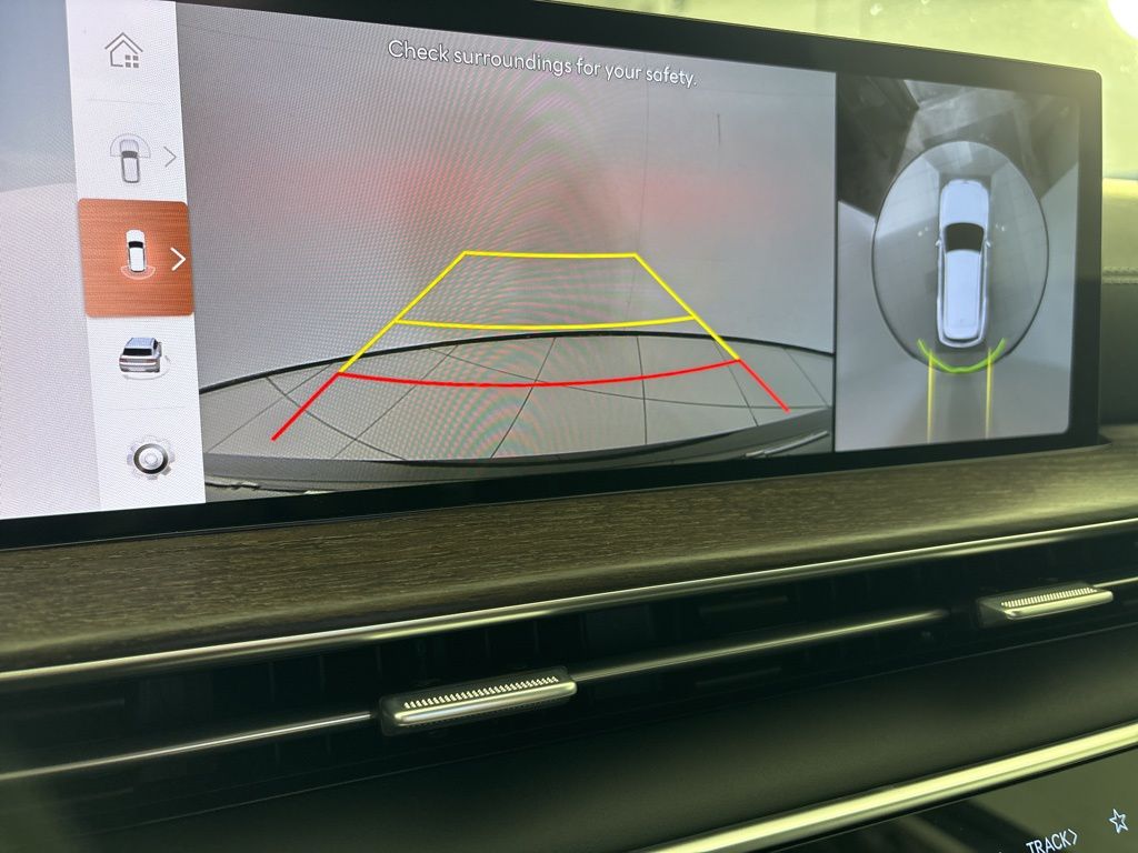 Thumbnail: 2025 Genesis GV80 - 28