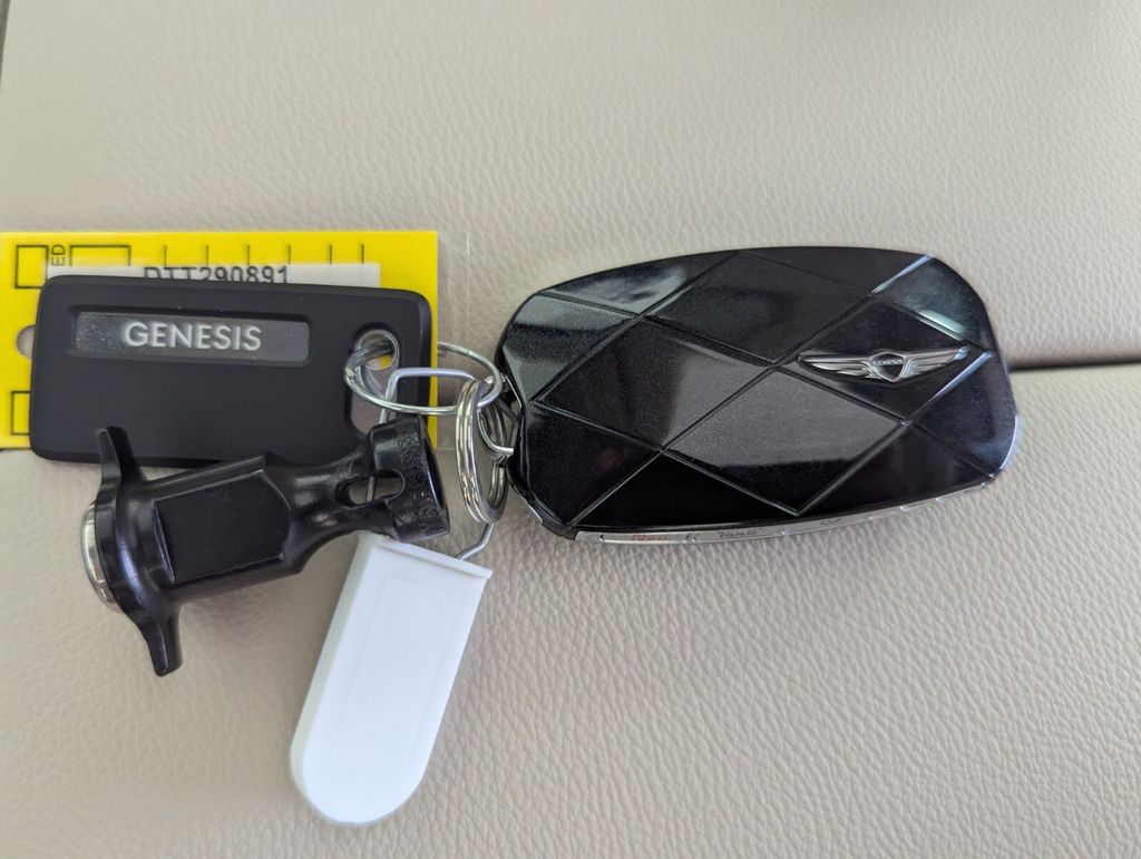 Thumbnail: 2025 Genesis GV80 - 31