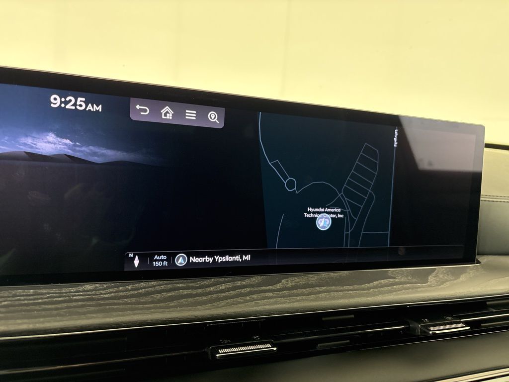 Thumbnail: 2026 Genesis GV80 - 30