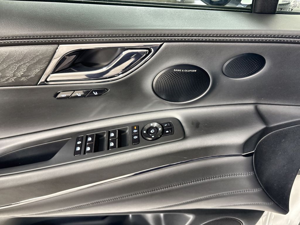 Thumbnail: 2026 Genesis GV80 - 24