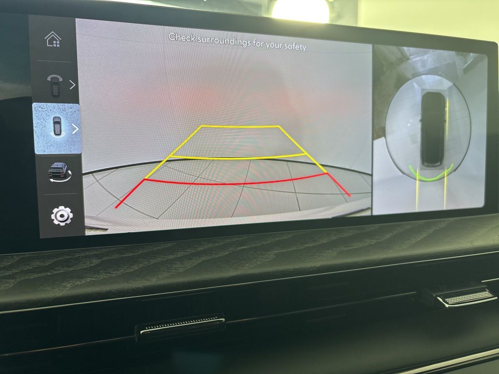 Thumbnail: 2026 Genesis GV80 - 27