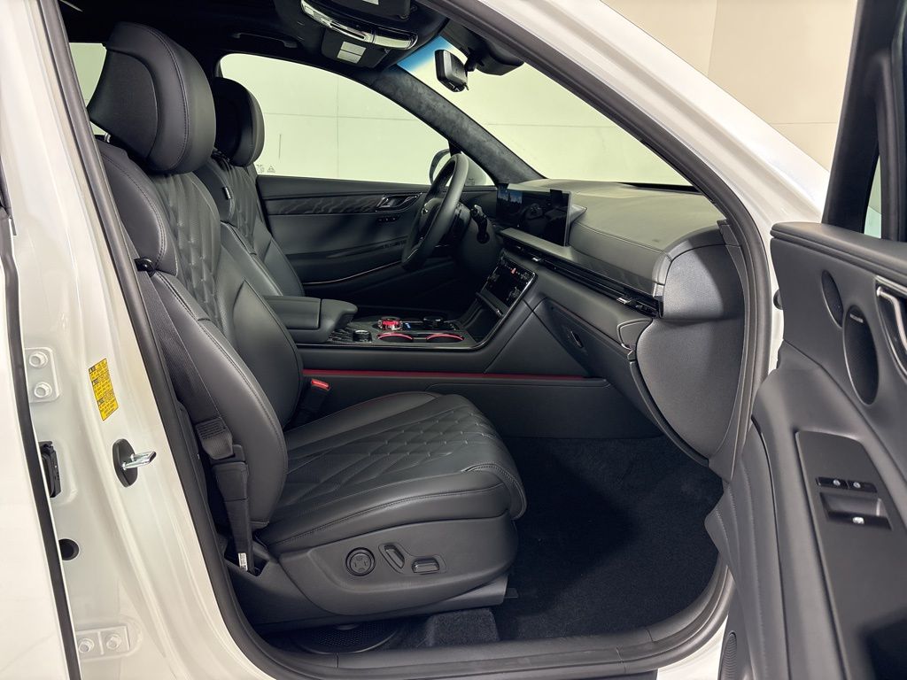 Thumbnail: 2026 Genesis GV80 - 10