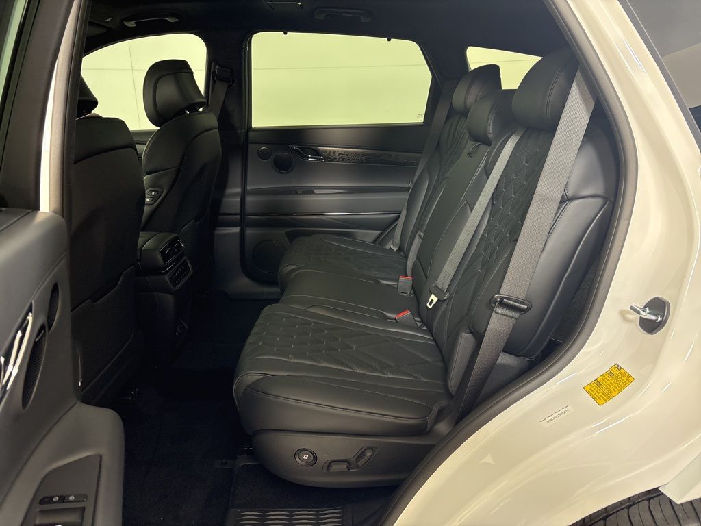 Thumbnail: 2026 Genesis GV80 - 24