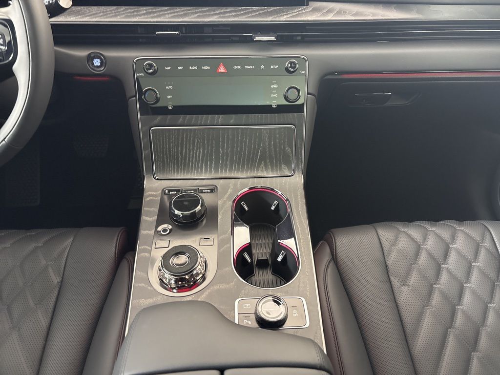 Thumbnail: 2026 Genesis GV80 - 16