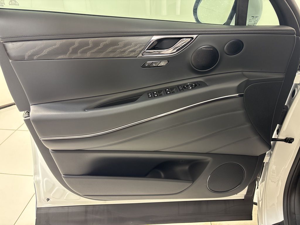 Thumbnail: 2026 Genesis GV80 - 23