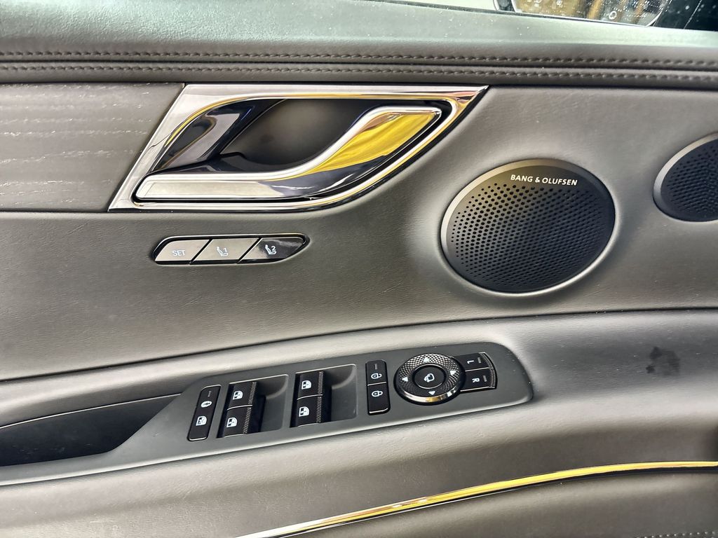 Thumbnail: 2026 Genesis GV80 - 24