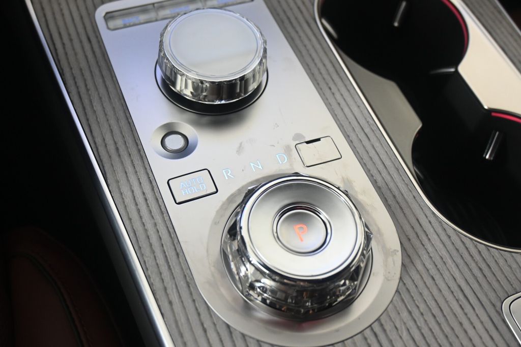 Thumbnail: 2025 Genesis GV80 - 24