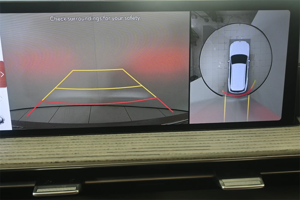 Thumbnail: 2025 Genesis GV80 - 28