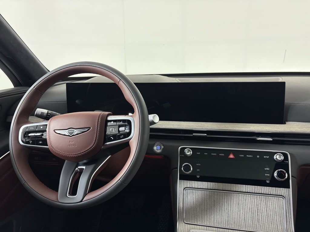 Thumbnail: 2025 Genesis GV80 - 25