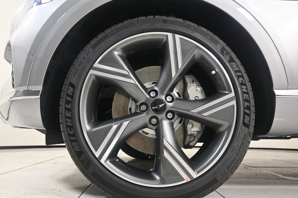 Thumbnail: 2025 Genesis GV80 - 7