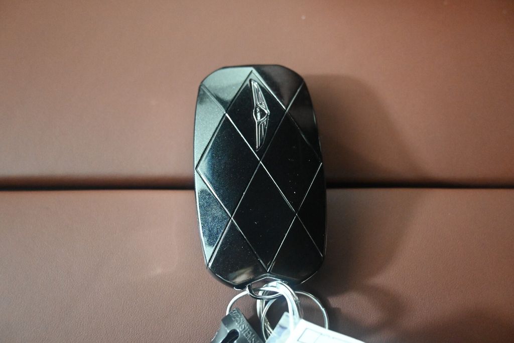 Thumbnail: 2025 Genesis GV80 - 27