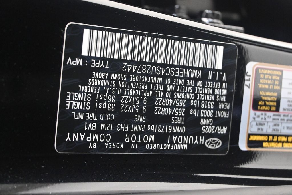 Thumbnail: 2025 Genesis GV80 - 15