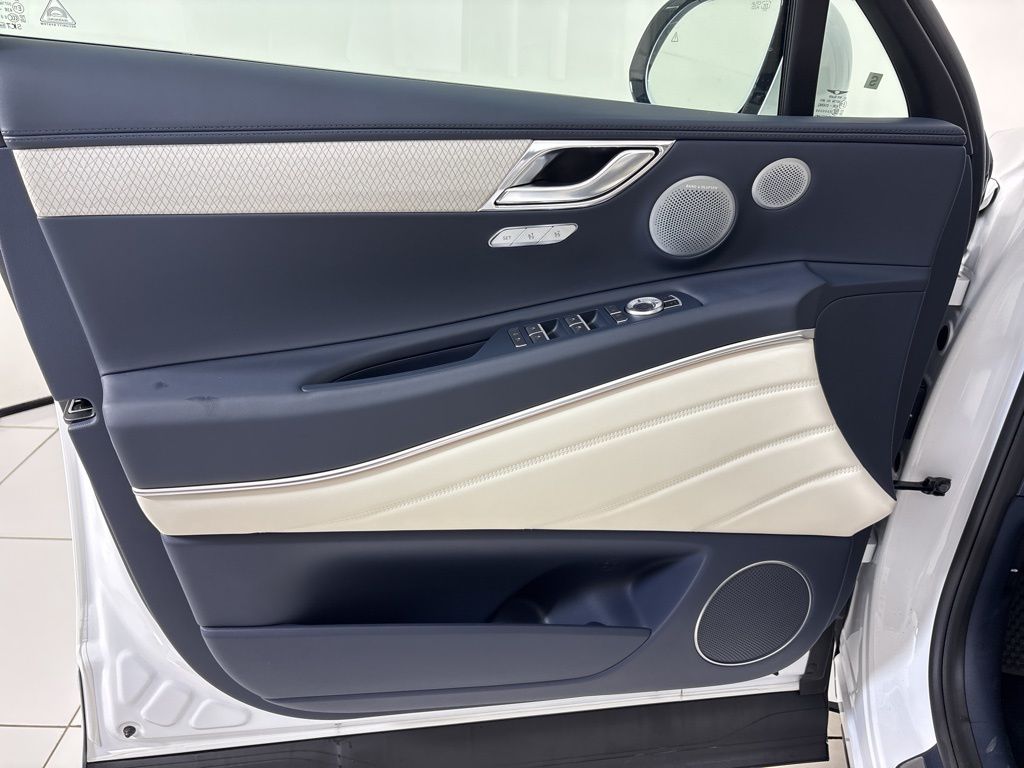 Thumbnail: 2026 Genesis GV80 - 25