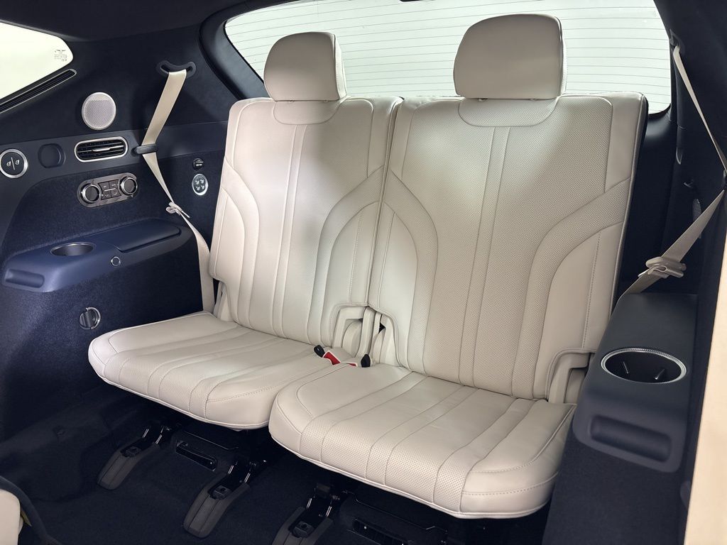 Thumbnail: 2026 Genesis GV80 - 26