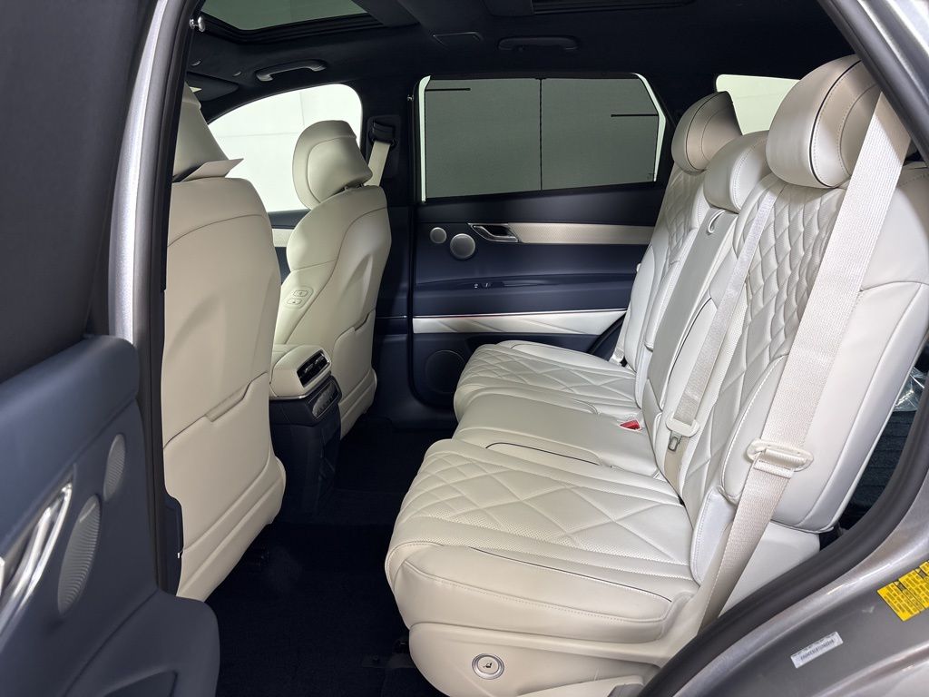 Thumbnail: 2026 Genesis GV80 - 24