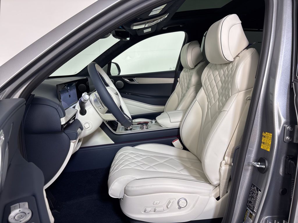 Thumbnail: 2026 Genesis GV80 - 11