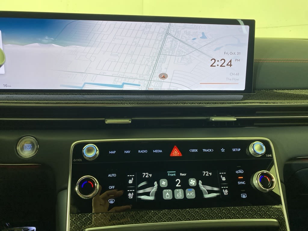 Thumbnail: 2026 Genesis GV80 - 15