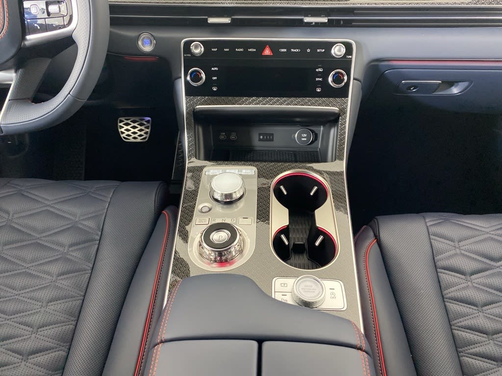 Thumbnail: 2026 Genesis GV80 - 26