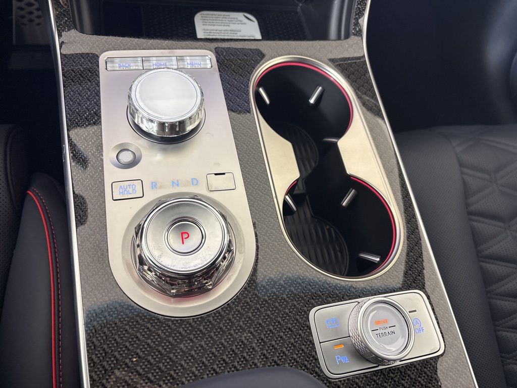 Thumbnail: 2026 Genesis GV80 - 30