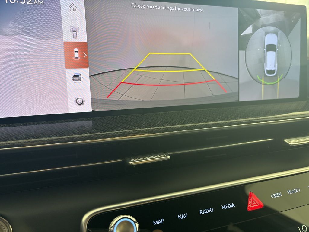 Thumbnail: 2026 Genesis GV80 - 28