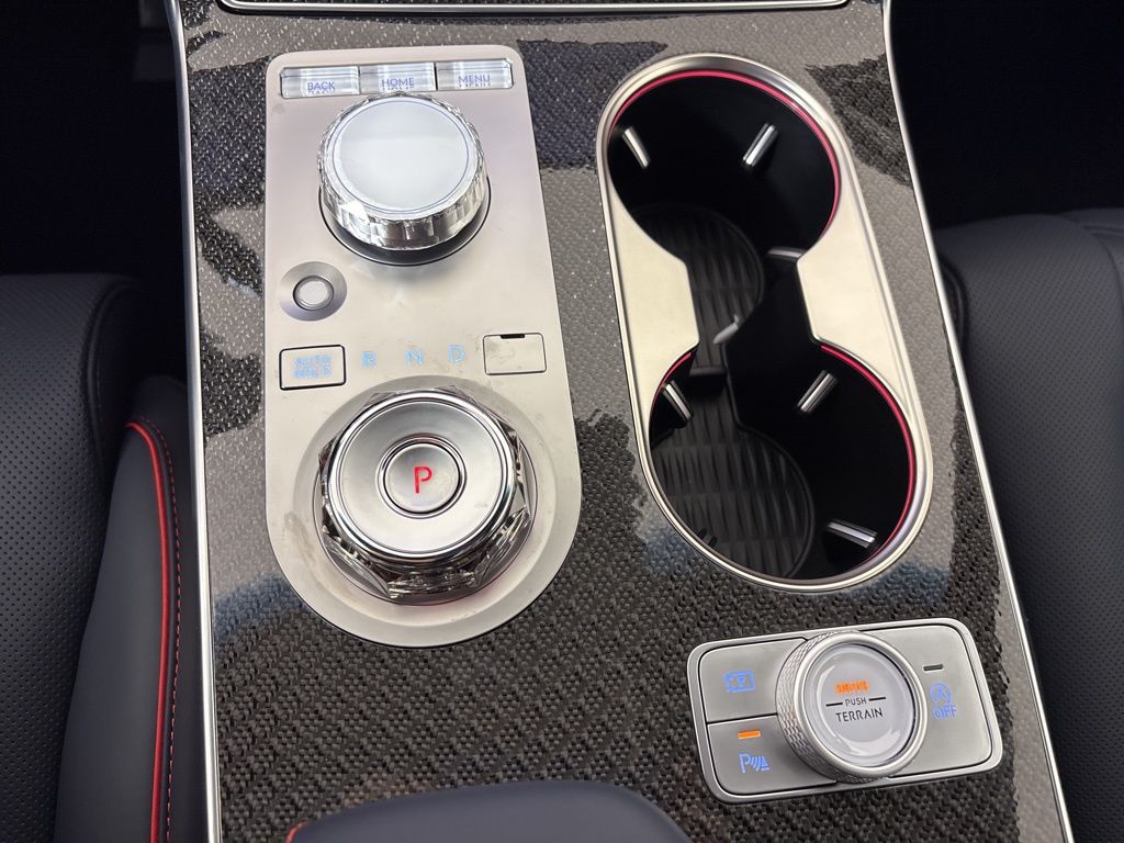 Thumbnail: 2026 Genesis GV80 - 16