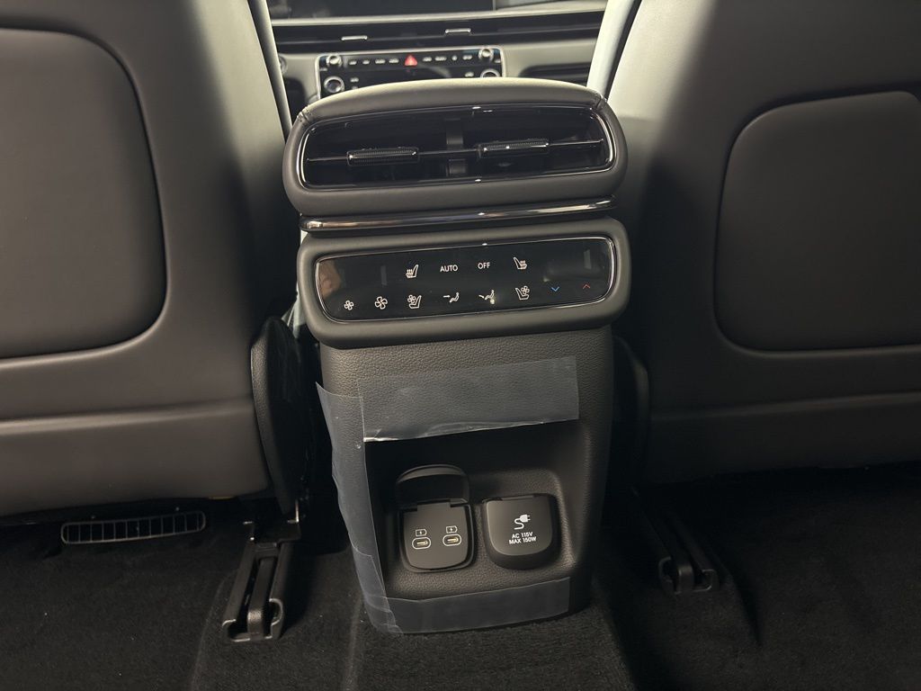 Thumbnail: 2026 Genesis GV80 - 26