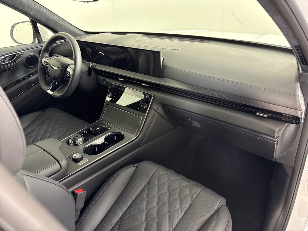 Thumbnail: 2026 Genesis GV80 - 2