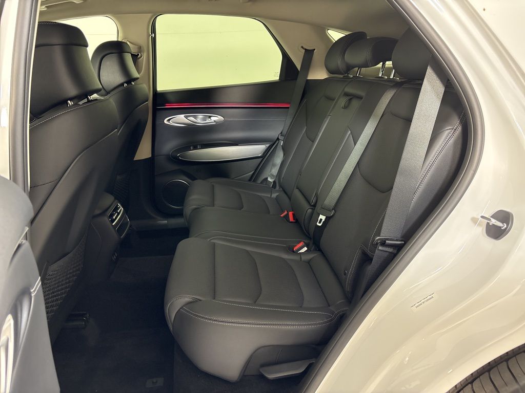 Thumbnail: 2026 Genesis GV70 - 22