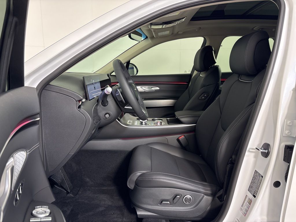 Thumbnail: 2026 Genesis GV70 - 12