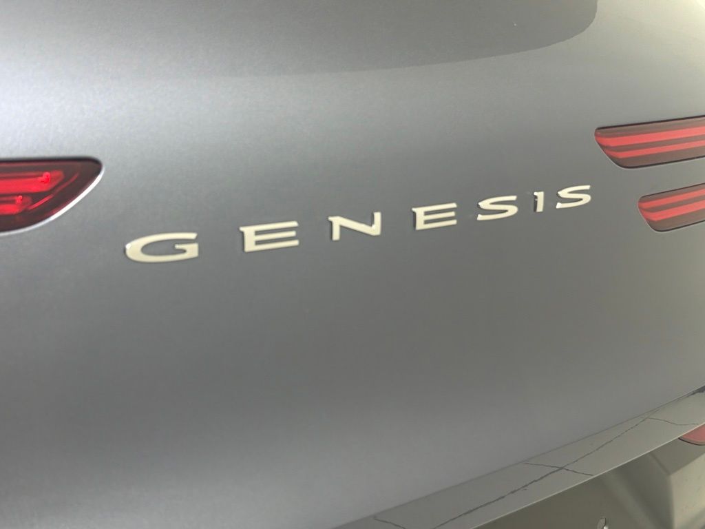 Thumbnail: 2027 Genesis GV70 - 7