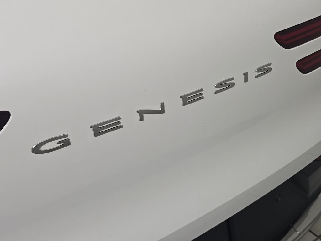 Thumbnail: 2027 Genesis GV70 - 7