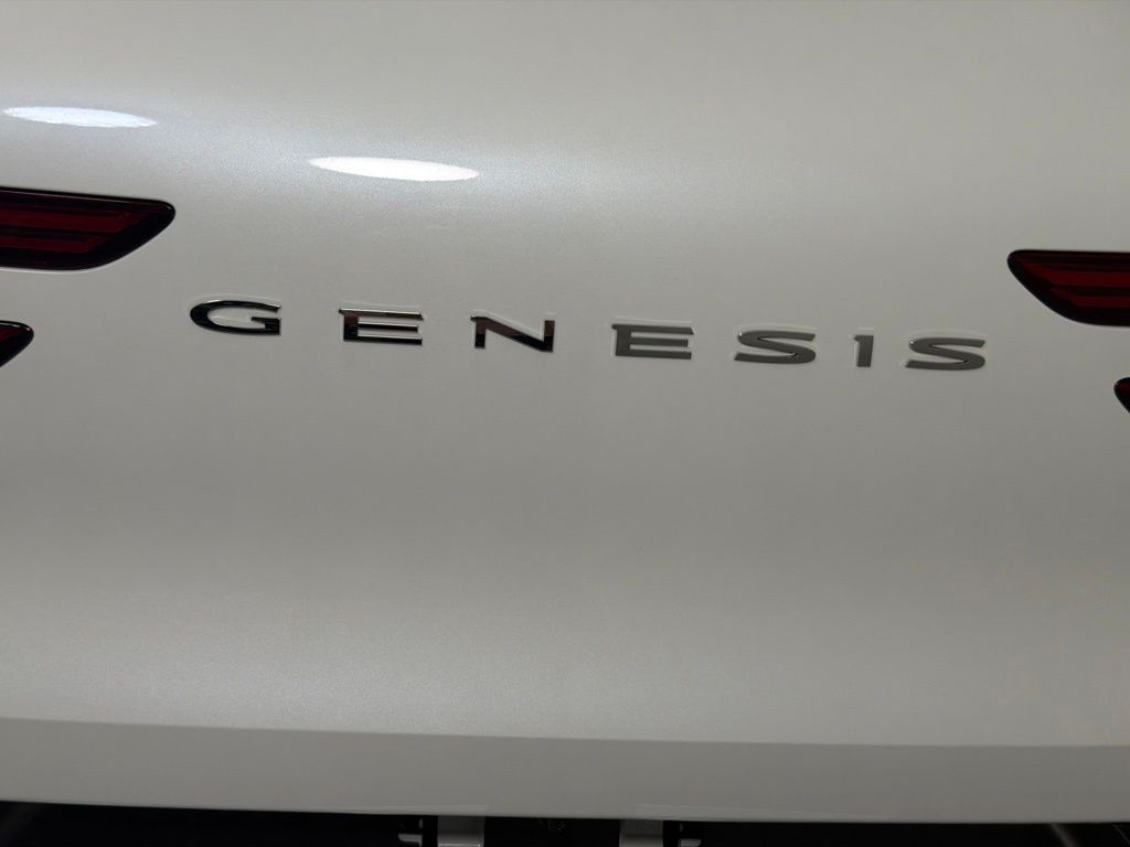 Thumbnail: 2027 Genesis GV70 - 6