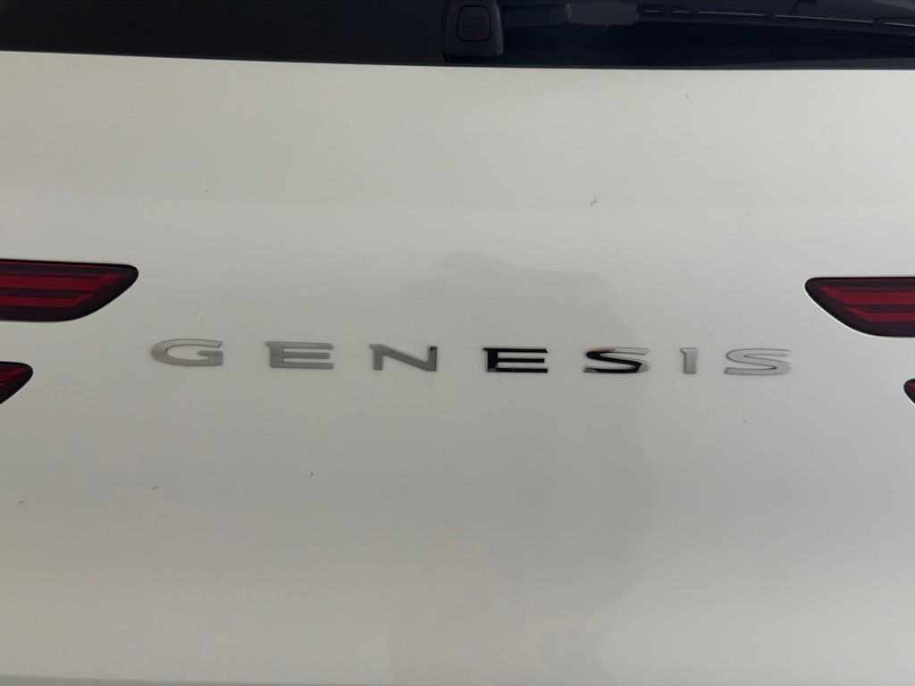 Thumbnail: 2027 Genesis GV70 - 7