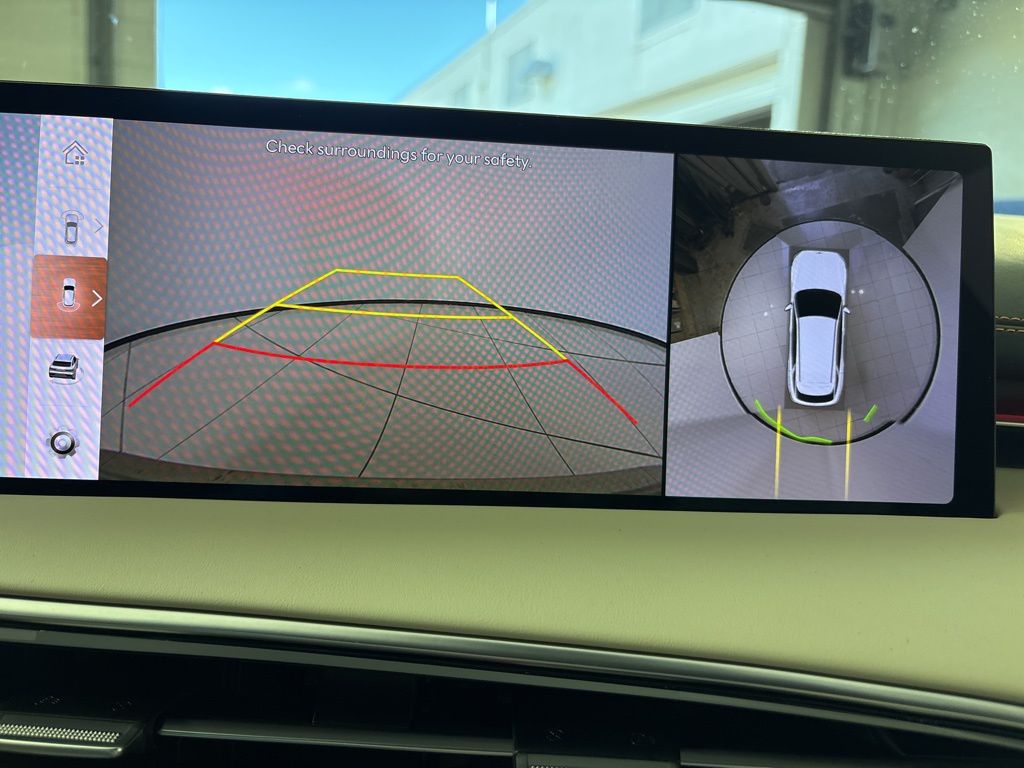 Thumbnail: 2026 Genesis GV70 - 15