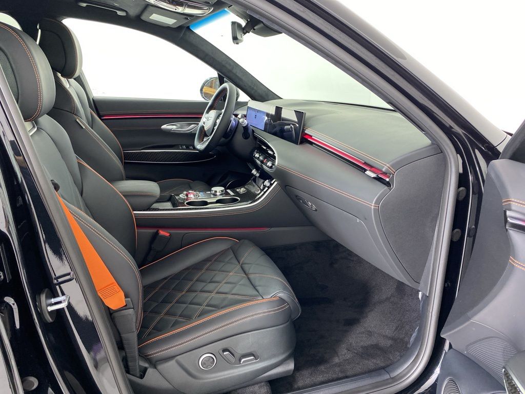 Thumbnail: 2026 Genesis GV70 - 11