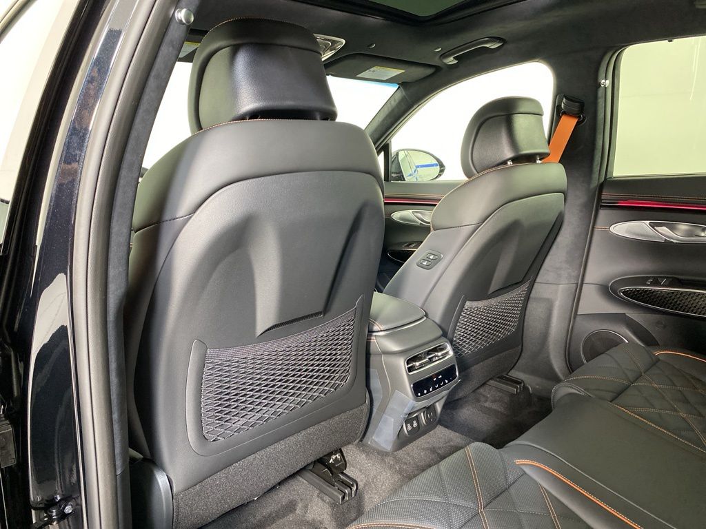 Thumbnail: 2026 Genesis GV70 - 12