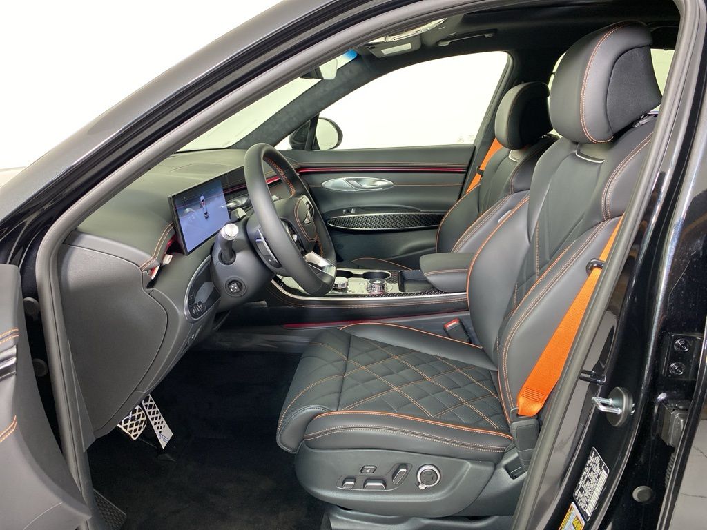 Thumbnail: 2026 Genesis GV70 - 10