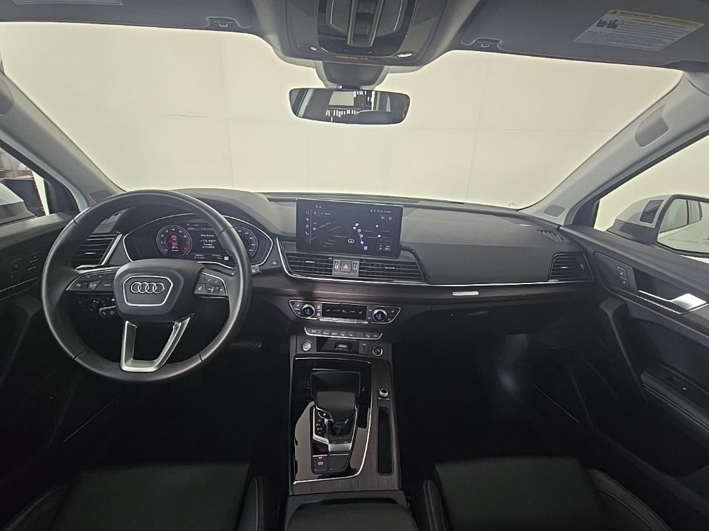 Thumbnail: 2024 Audi Q5 - 13