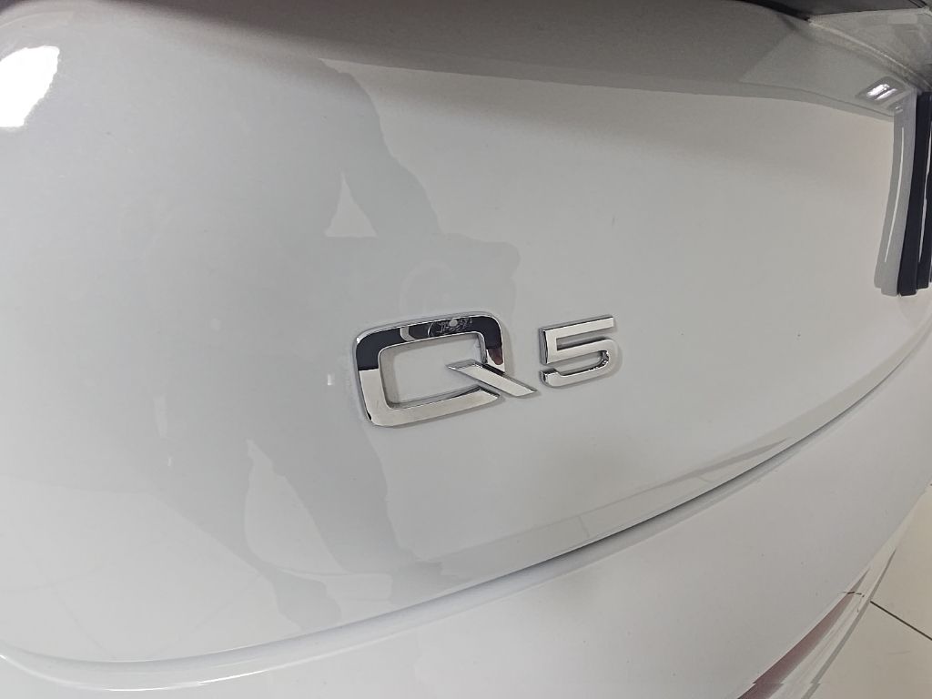 Thumbnail: 2024 Audi Q5 - 7