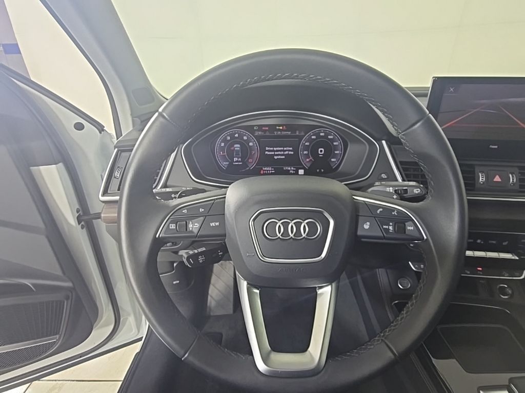 Thumbnail: 2024 Audi Q5 - 10