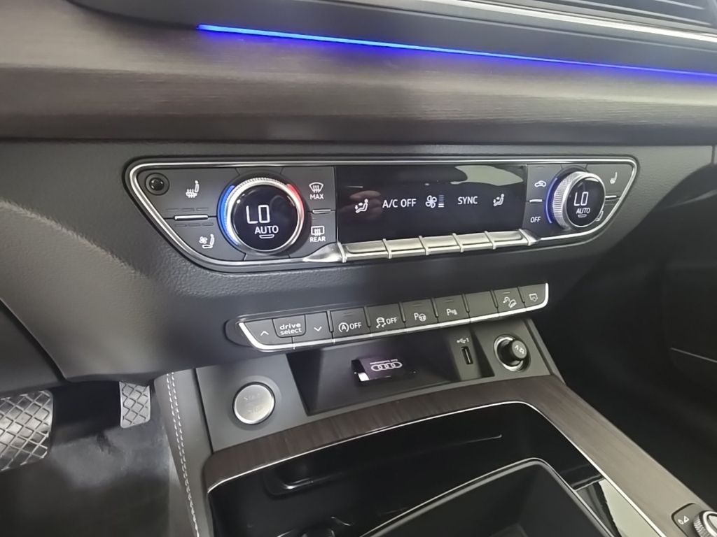 Thumbnail: 2024 Audi Q5 - 30